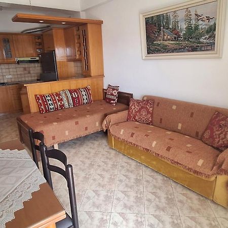 Sea & Relax Apartment ساراندا المظهر الخارجي الصورة